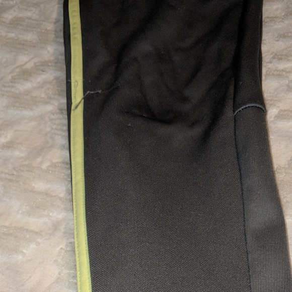 Adidas climacool grey and yellow soccer pants - Picture 3 of 8